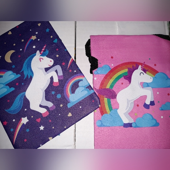 Crossbody Bag Adjustable Strap 4.75" X 6" Unicorn print Zip Close NEW - Picture 4 of 15